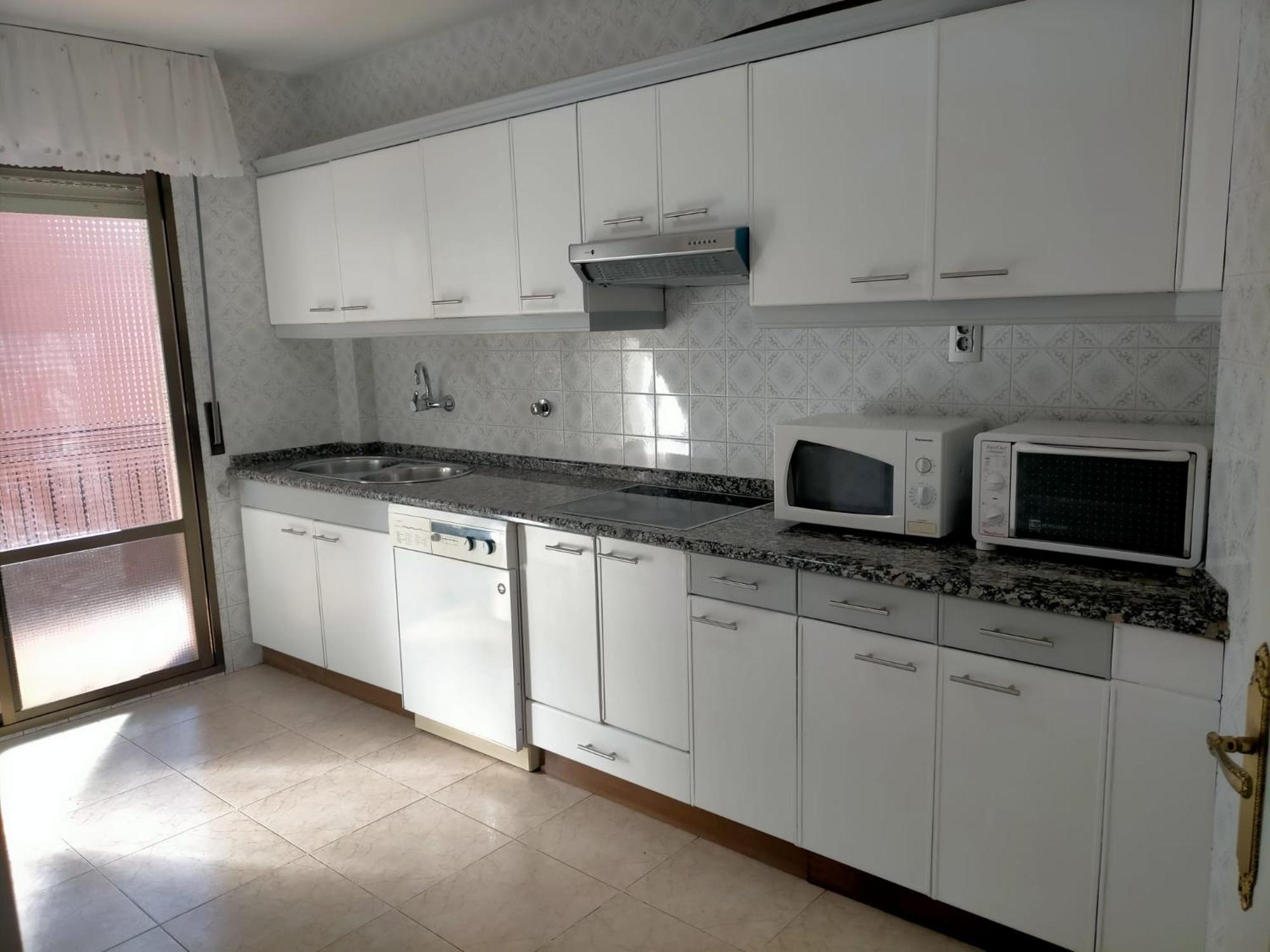 Апартаменти Apartamento Con Garaje Opcional Con 2 Banos Cerca Ayuntamiento Більбао Екстер'єр фото