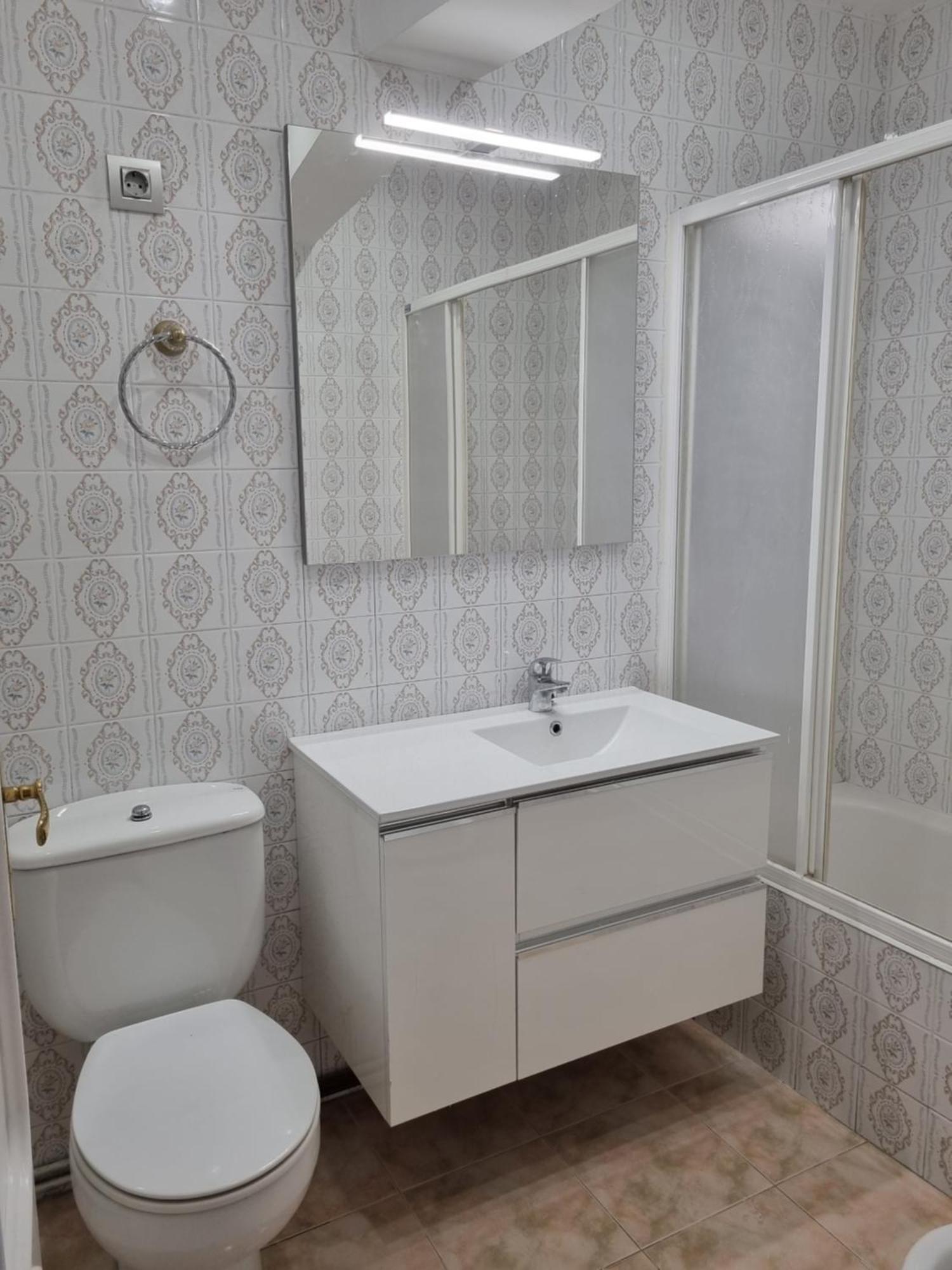Апартаменти Apartamento Con Garaje Opcional Con 2 Banos Cerca Ayuntamiento Більбао Екстер'єр фото